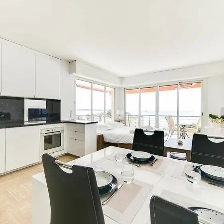 Le Roc 2 Apartment *